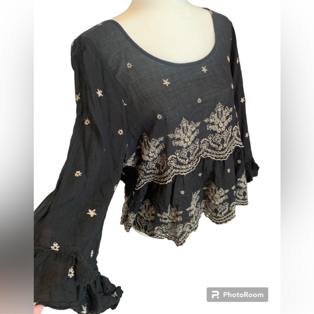 American Eagle Outfitters Black Top with White Embroidery